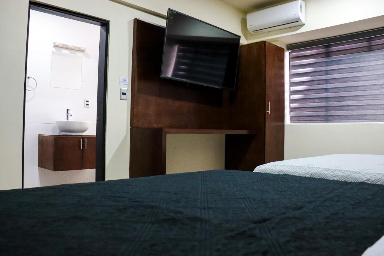 Hotel Mision 11 Тіхуана Екстер'єр фото